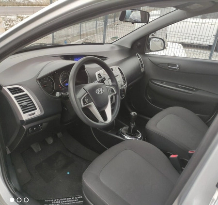 Hyundai i20 cena 17800 przebieg: 223200, rok produkcji 2011 z Libiąż małe 254